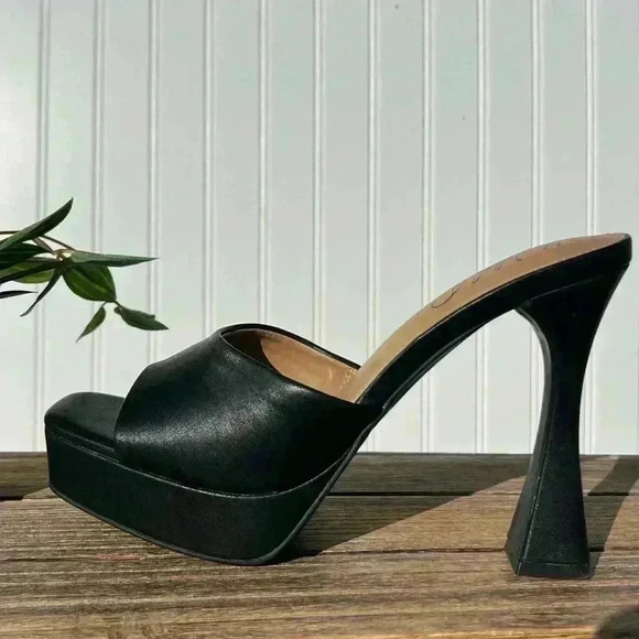 NEW Wild Pair Raja Women’s Faux Leather Peep-Toe Platform Sandals - Size 8.5 - Picture 8 of 14